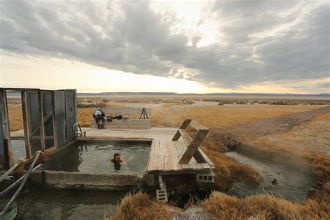 alvord hot springs|Kiger Gorge